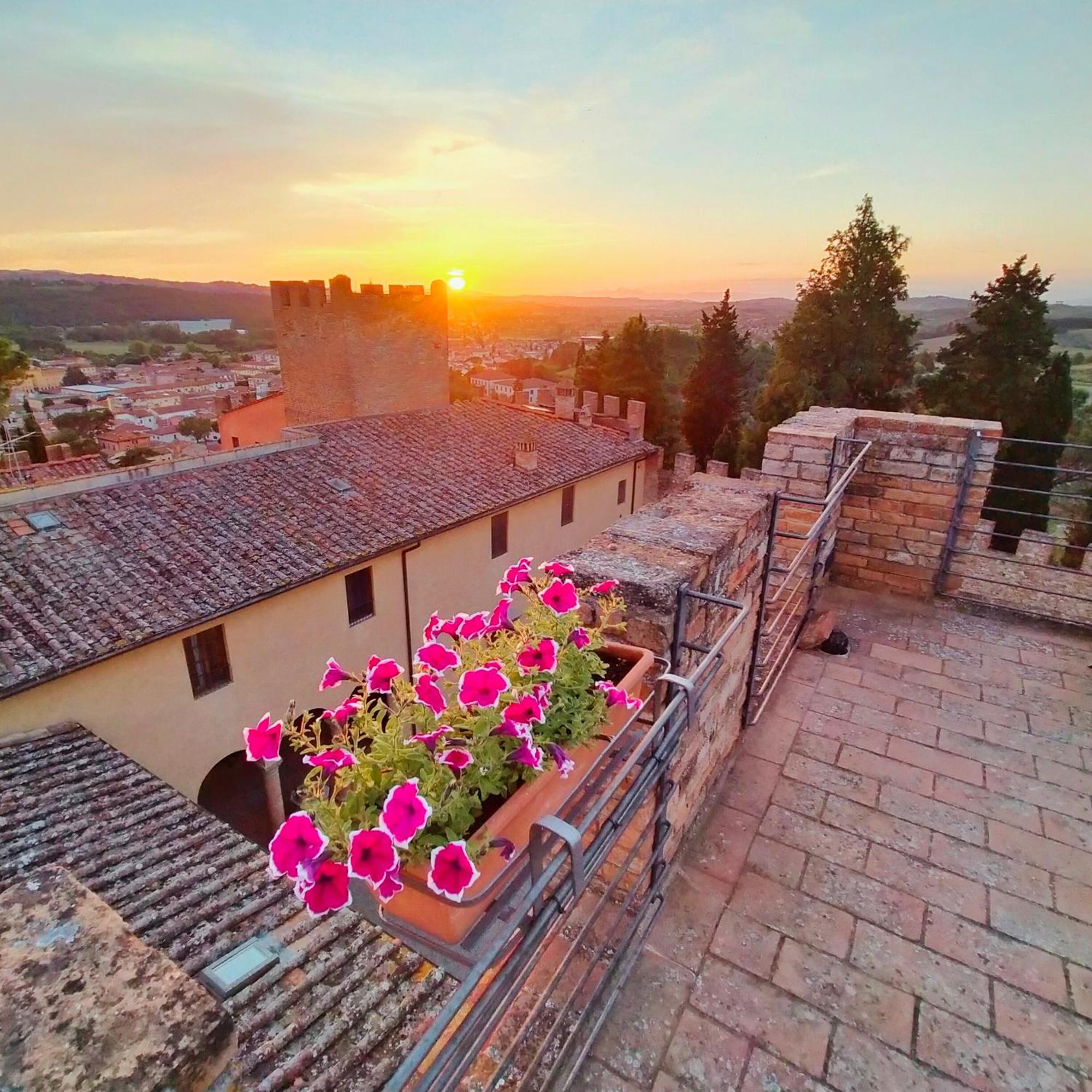 Apartmán Palazzo Stiozzi Ridolfi Certaldo Exteriér fotografie